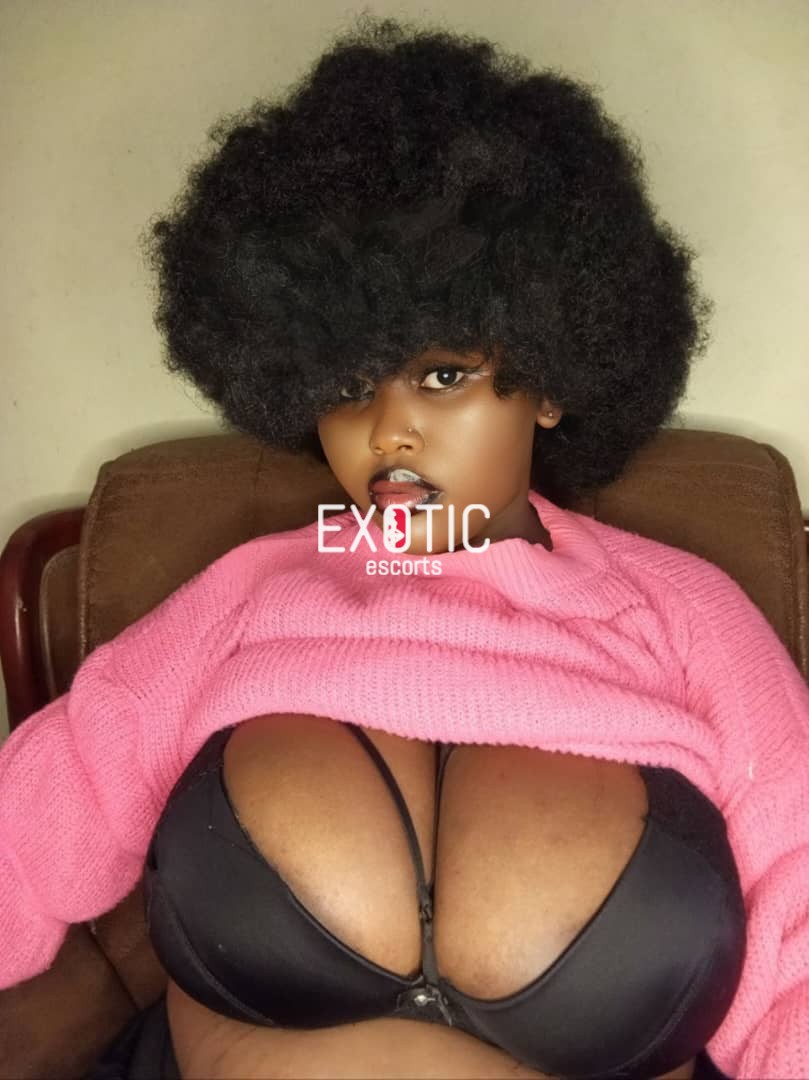 Lindi escorts